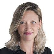 Dana Gavish Headshot